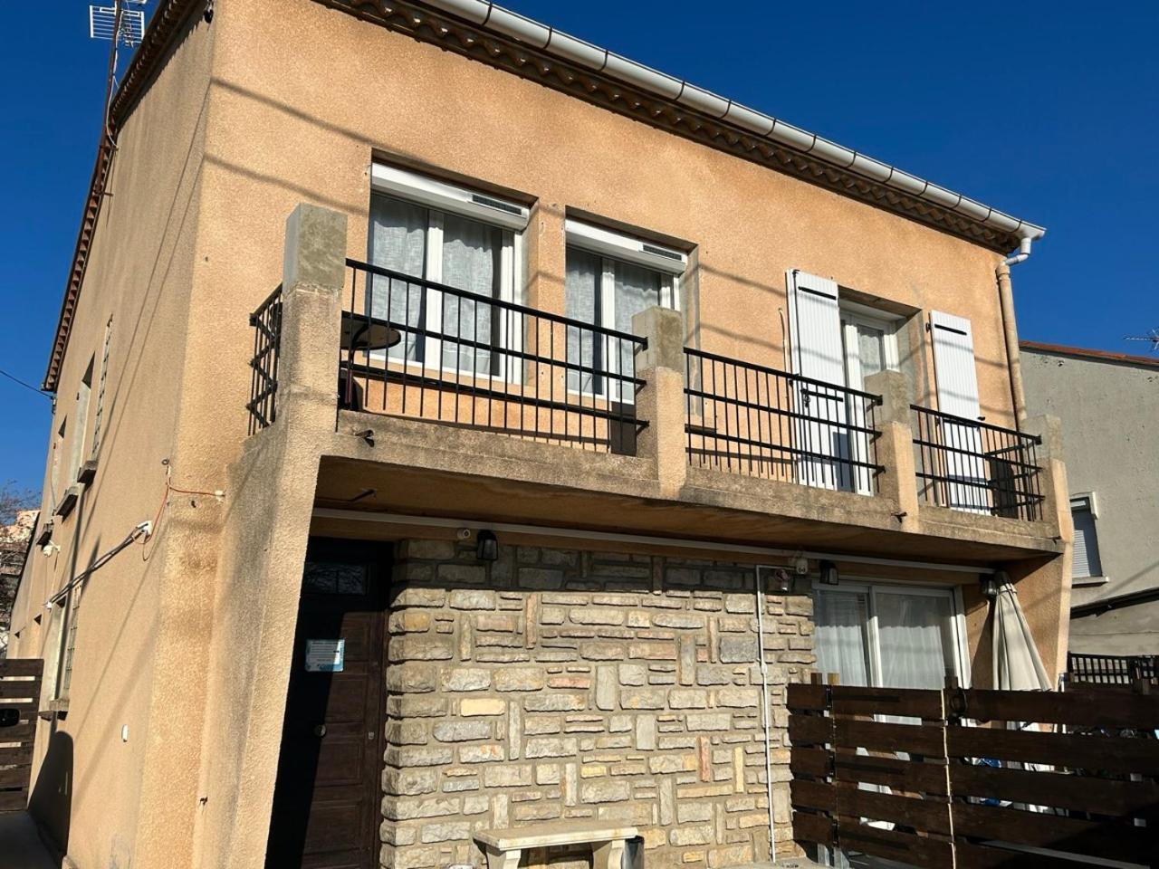 Appartement Les Voyages De Romane Narbonne Exterior foto