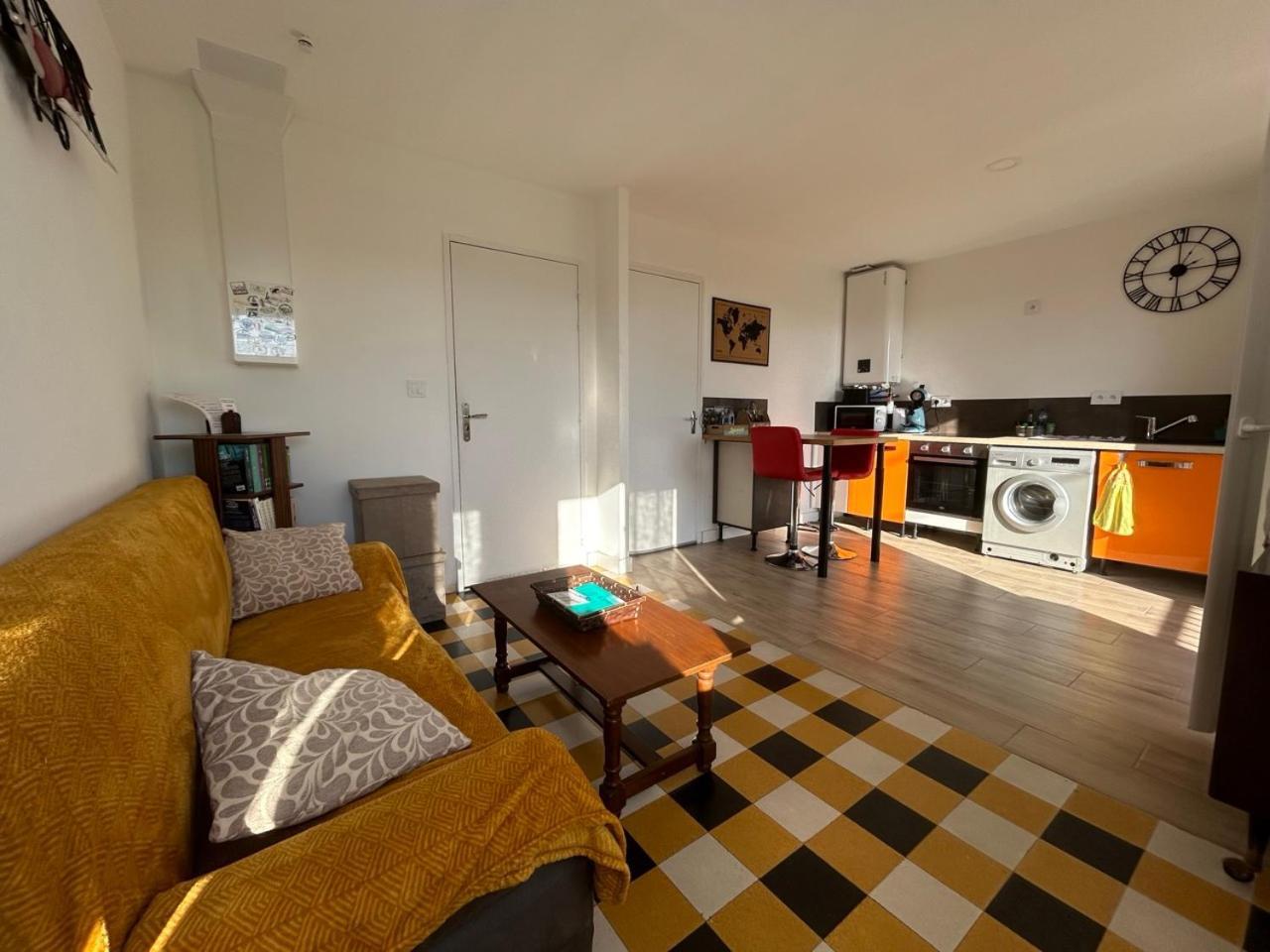 Appartement Les Voyages De Romane Narbonne Exterior foto